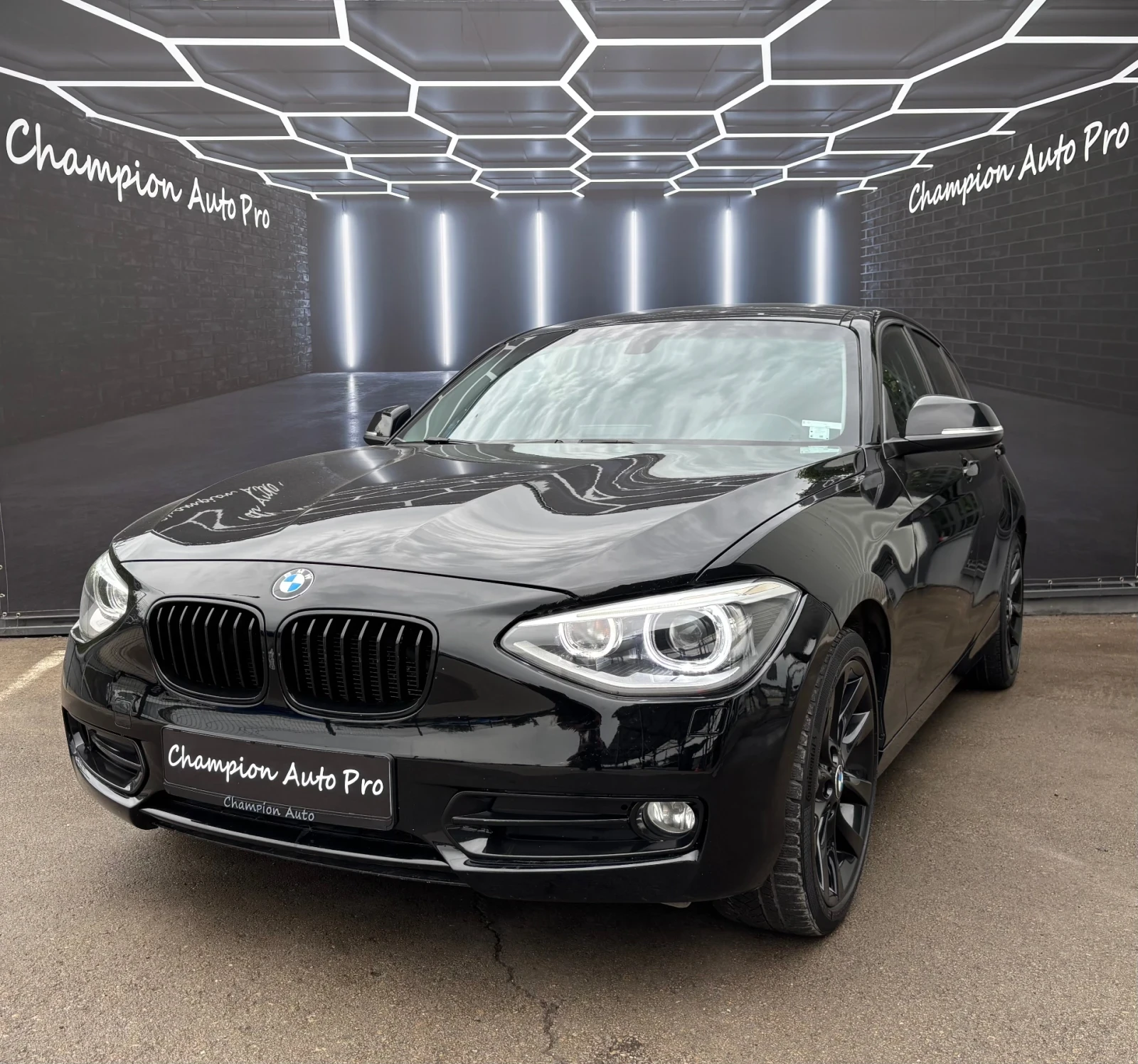 BMW 118 2.0D M-Sport - изображение 2