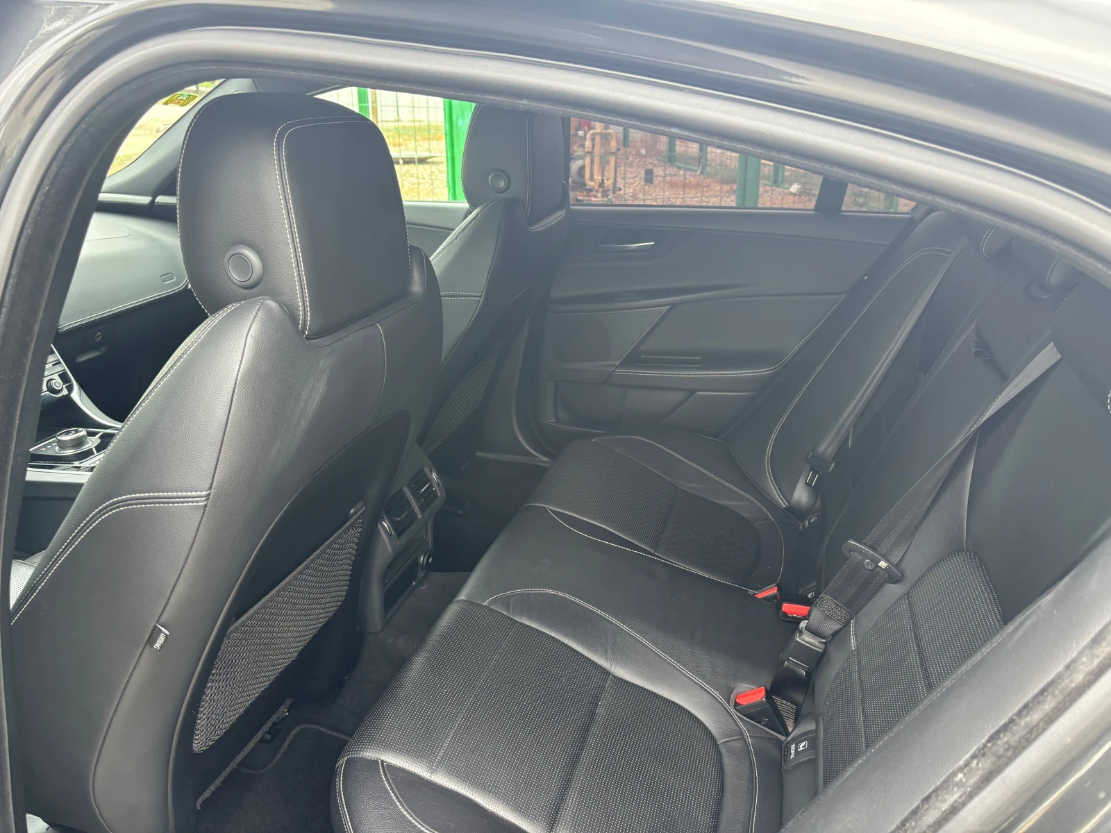 Jaguar XE TOP - изображение 8