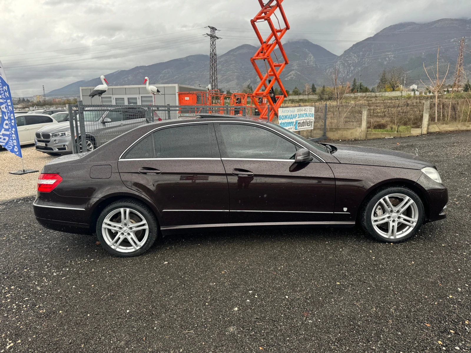 Mercedes-Benz E 500 550 V8 388к.с  - изображение 8