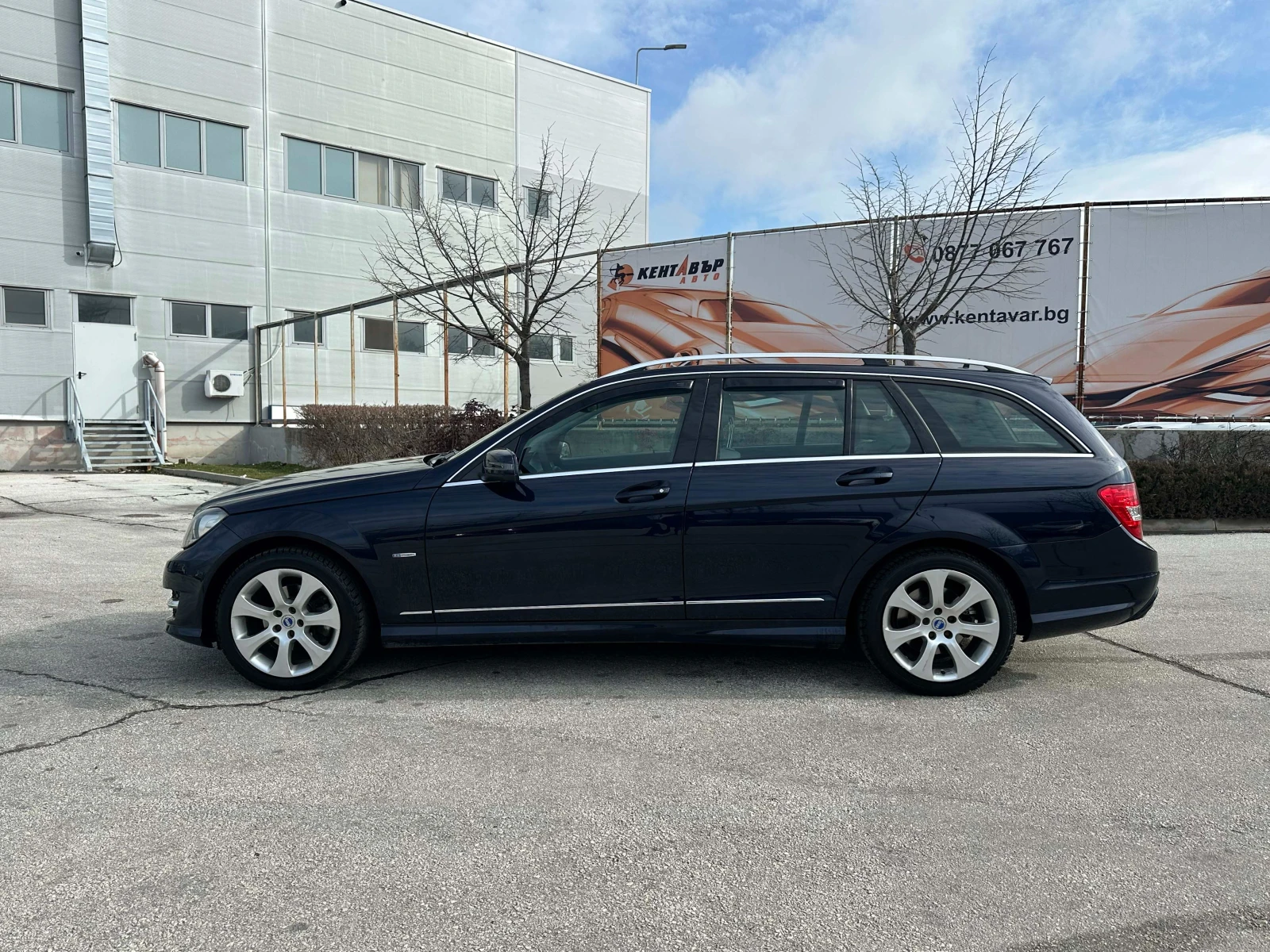 Mercedes-Benz C 220  - изображение 2