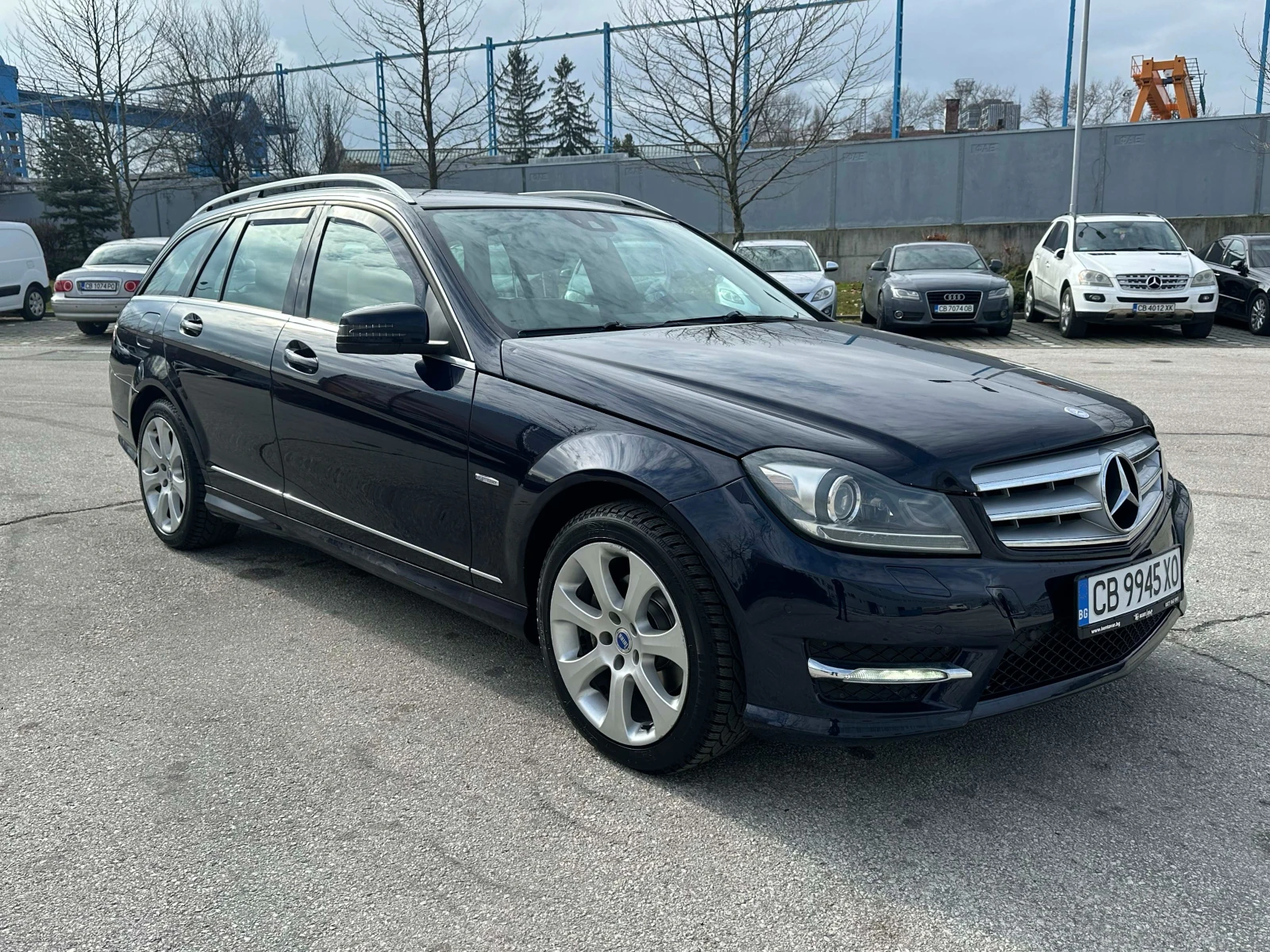 Mercedes-Benz C 220  - изображение 6