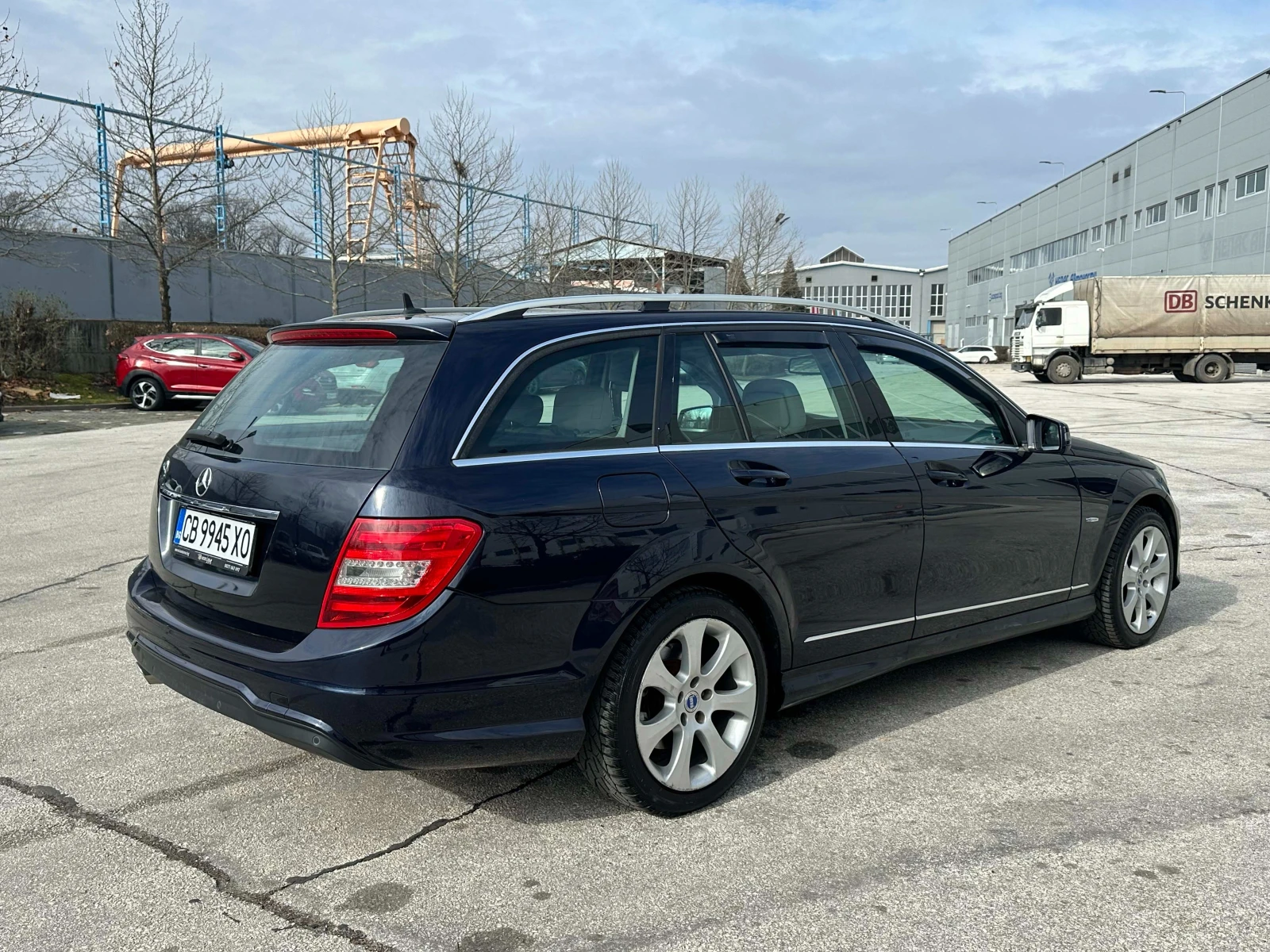 Mercedes-Benz C 220  - изображение 4