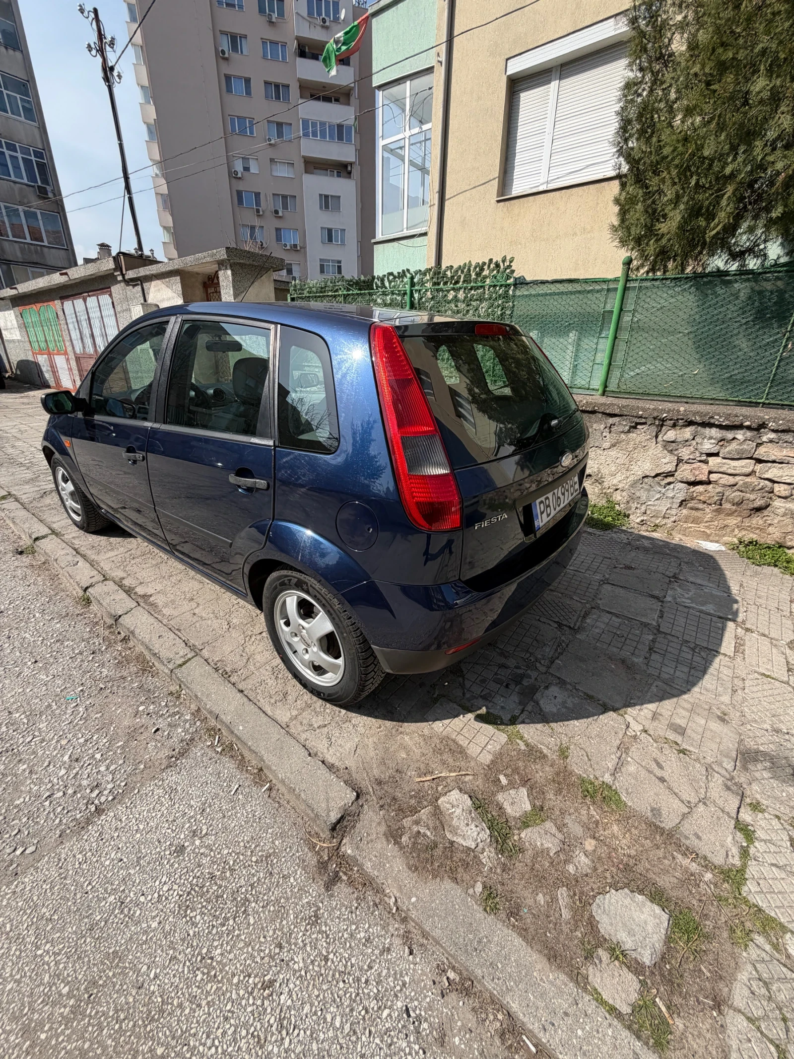 Ford Fiesta Хечбек, снимка 3 - Автомобили и джипове - 53707230