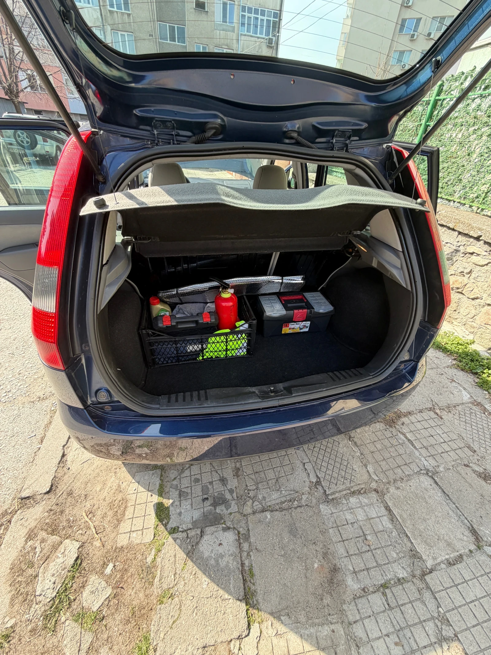 Ford Fiesta Хечбек, снимка 8 - Автомобили и джипове - 53707230