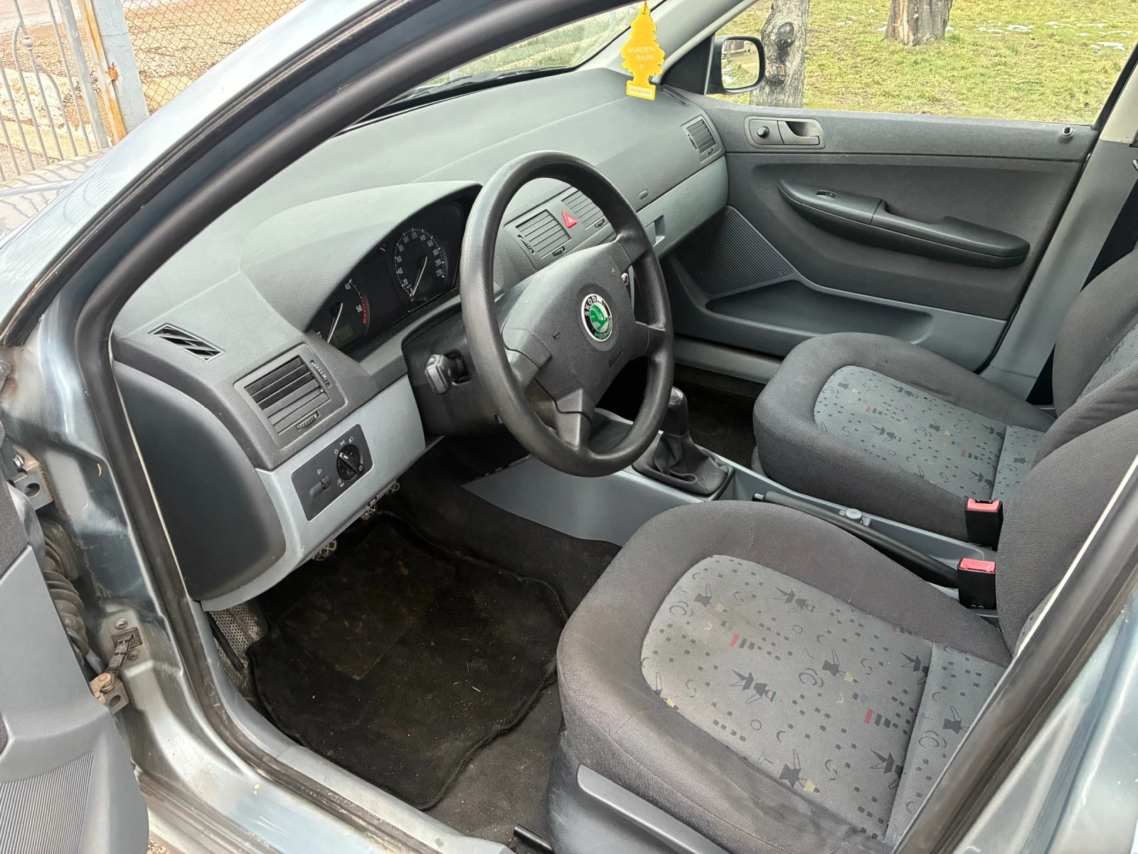 Skoda Fabia 1.9SDI, снимка 7 - Автомобили и джипове - 53731821