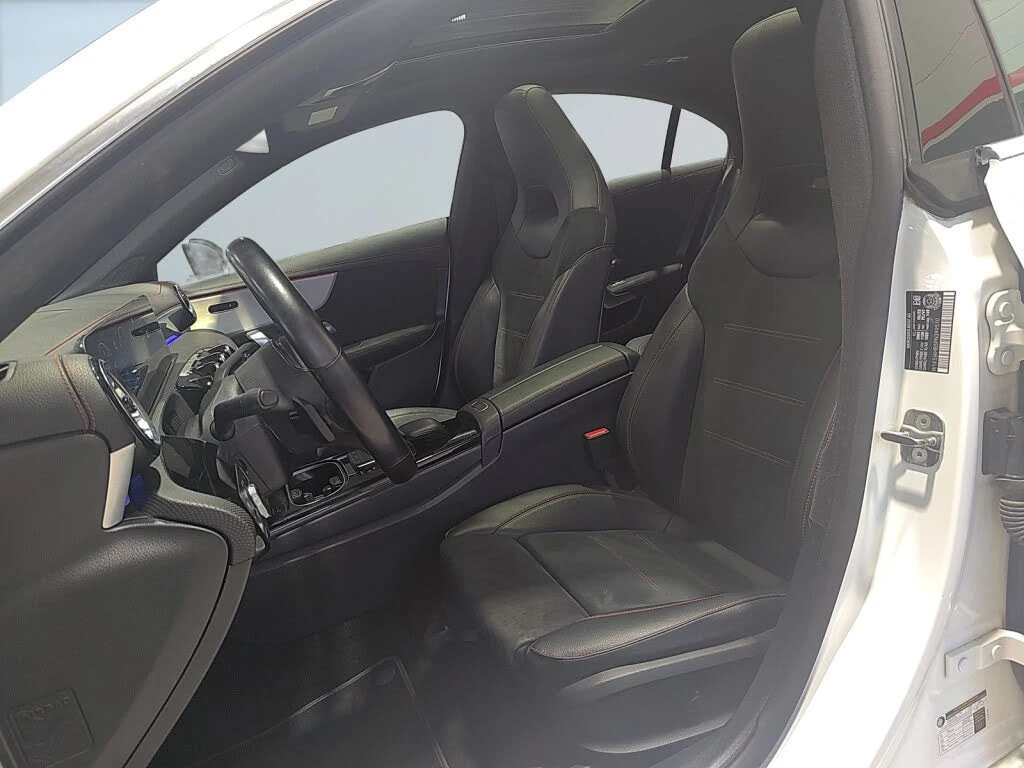 Mercedes-Benz CLA 250 4MATIC* АвтоКредит* (ЦЕНА ДО БГ), снимка 7 - Автомобили и джипове - 53965887