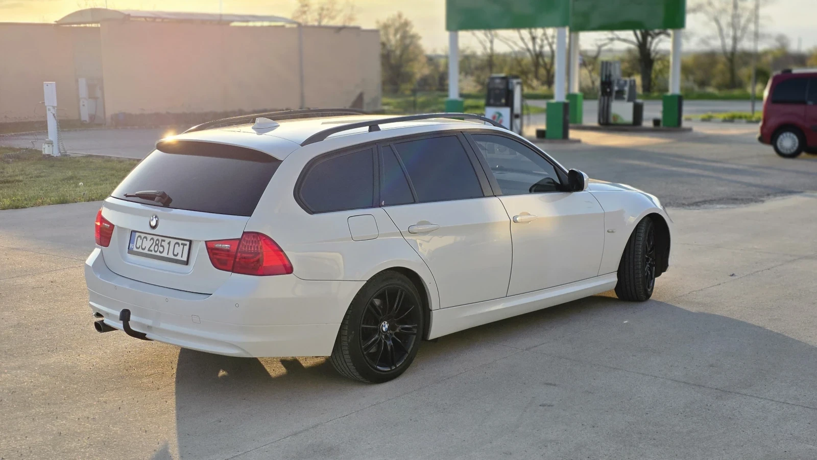 BMW 320 318d 143hp, снимка 6 - Автомобили и джипове - 54007629