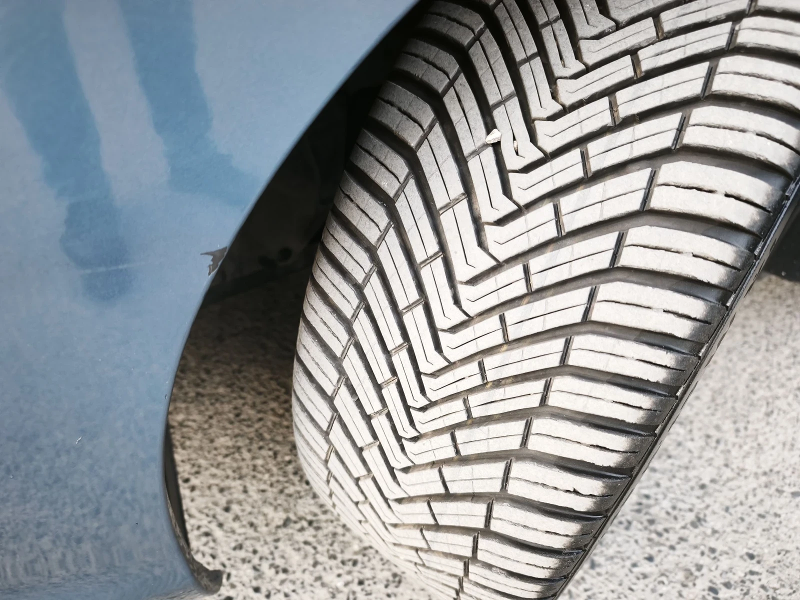 Toyota Auris 1.6 d4d, снимка 13 - Автомобили и джипове - 54230315