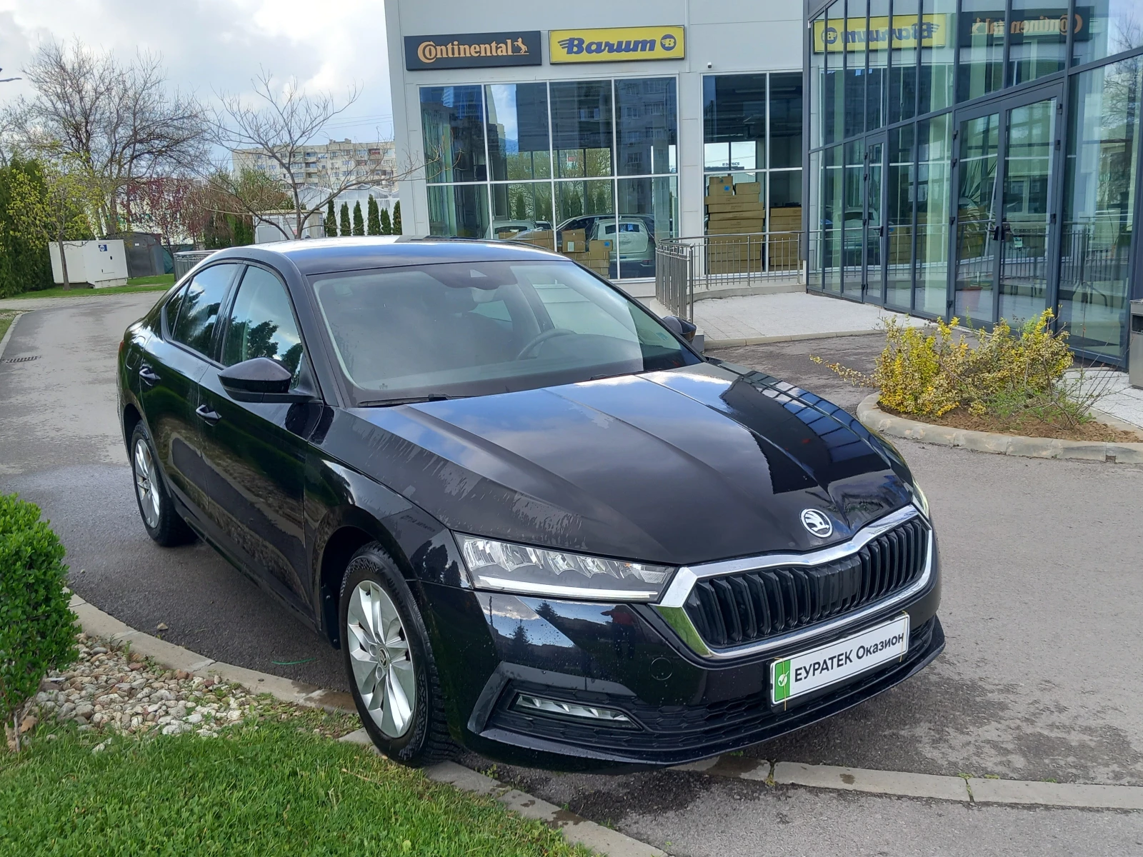 Skoda Octavia 2.0 TDI/7DSG, снимка 2 - Автомобили и джипове - 54261925