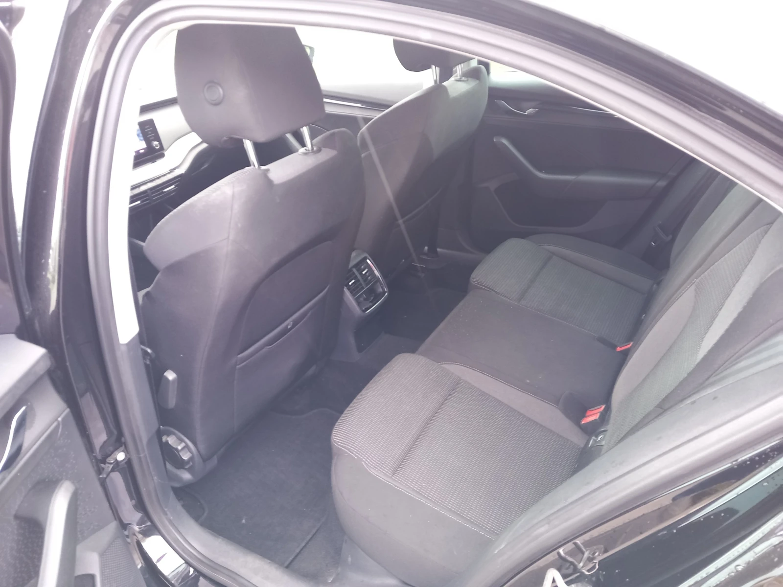 Skoda Octavia 2.0 TDI/7DSG, снимка 7 - Автомобили и джипове - 54261925