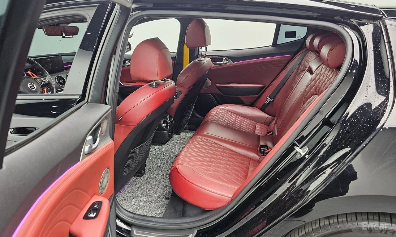 Kia Stinger Masters 3.3 GT 4x4* HARMAN KARDON* 360CAM* HEAD-UP, снимка 17 - Автомобили и джипове - 54336625