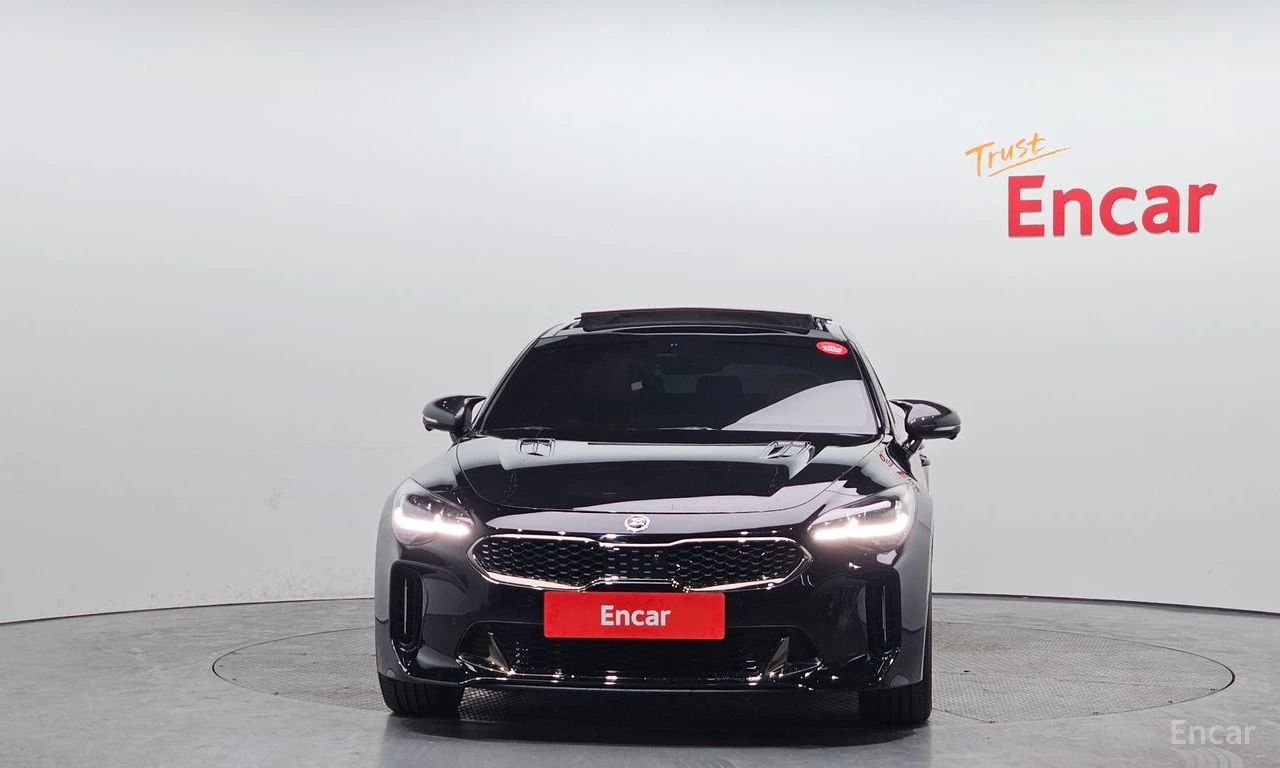 Kia Stinger Masters 3.3 GT 4x4* HARMAN KARDON* 360CAM* HEAD-UP, снимка 2 - Автомобили и джипове - 54336625