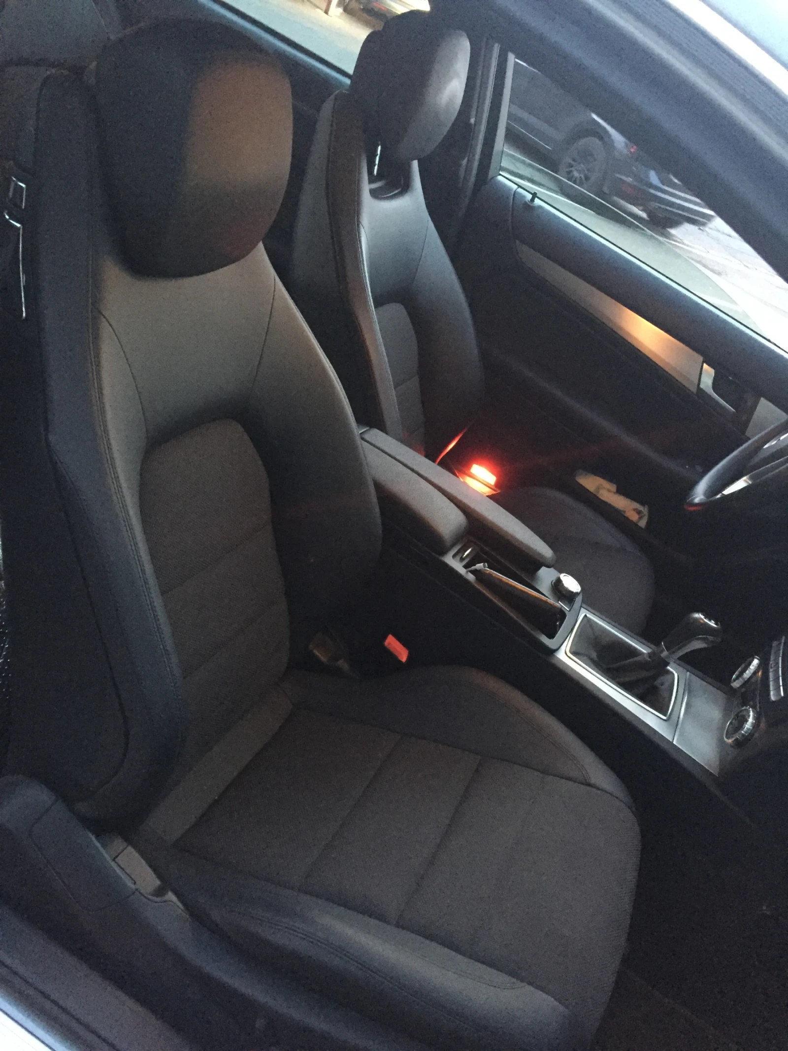 Mercedes-Benz C 220 C220 AMG Styling купе, снимка 5 - Автомобили и джипове - 54343097