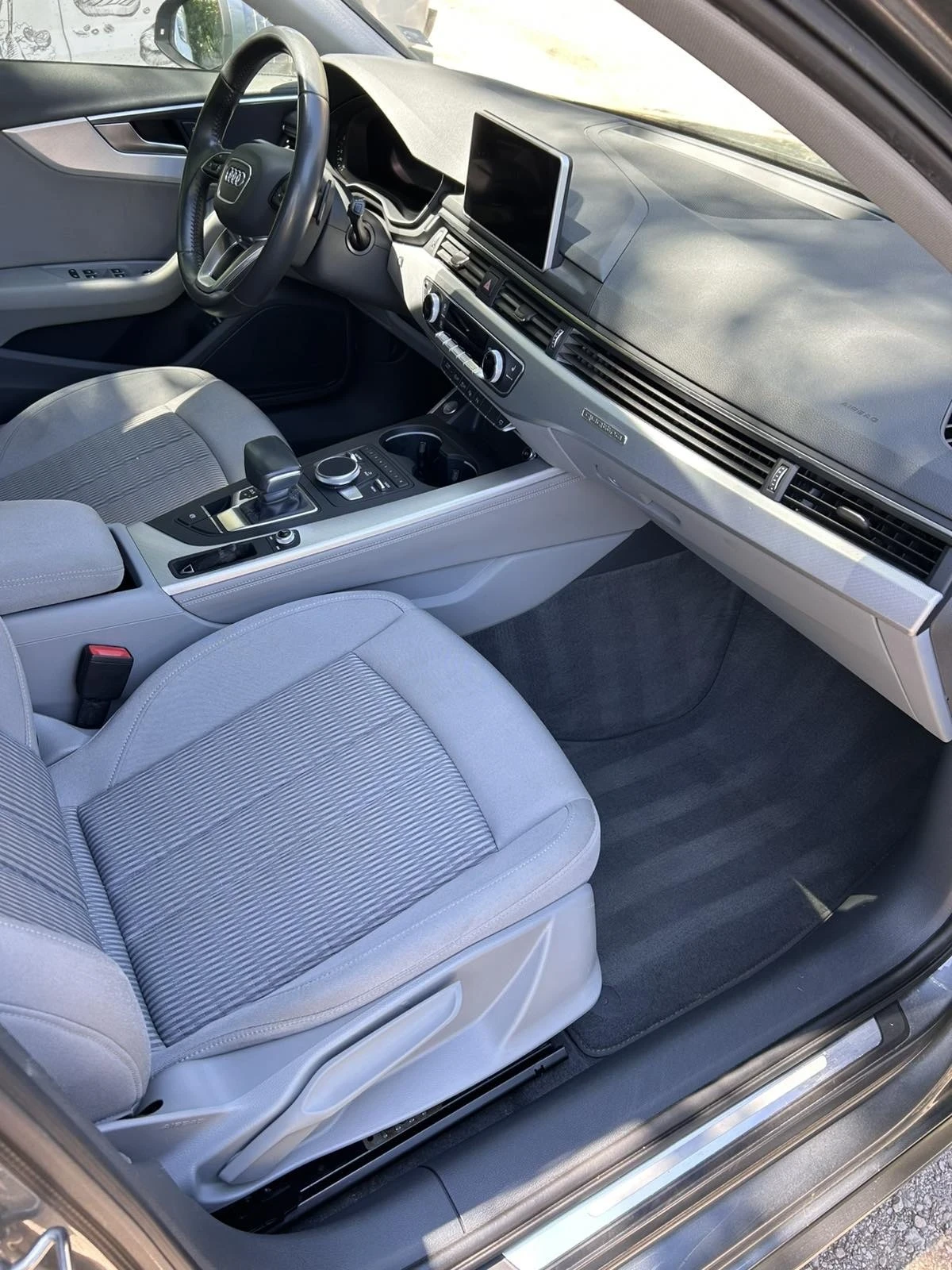 Audi A4, снимка 6 - Автомобили и джипове - 54884297