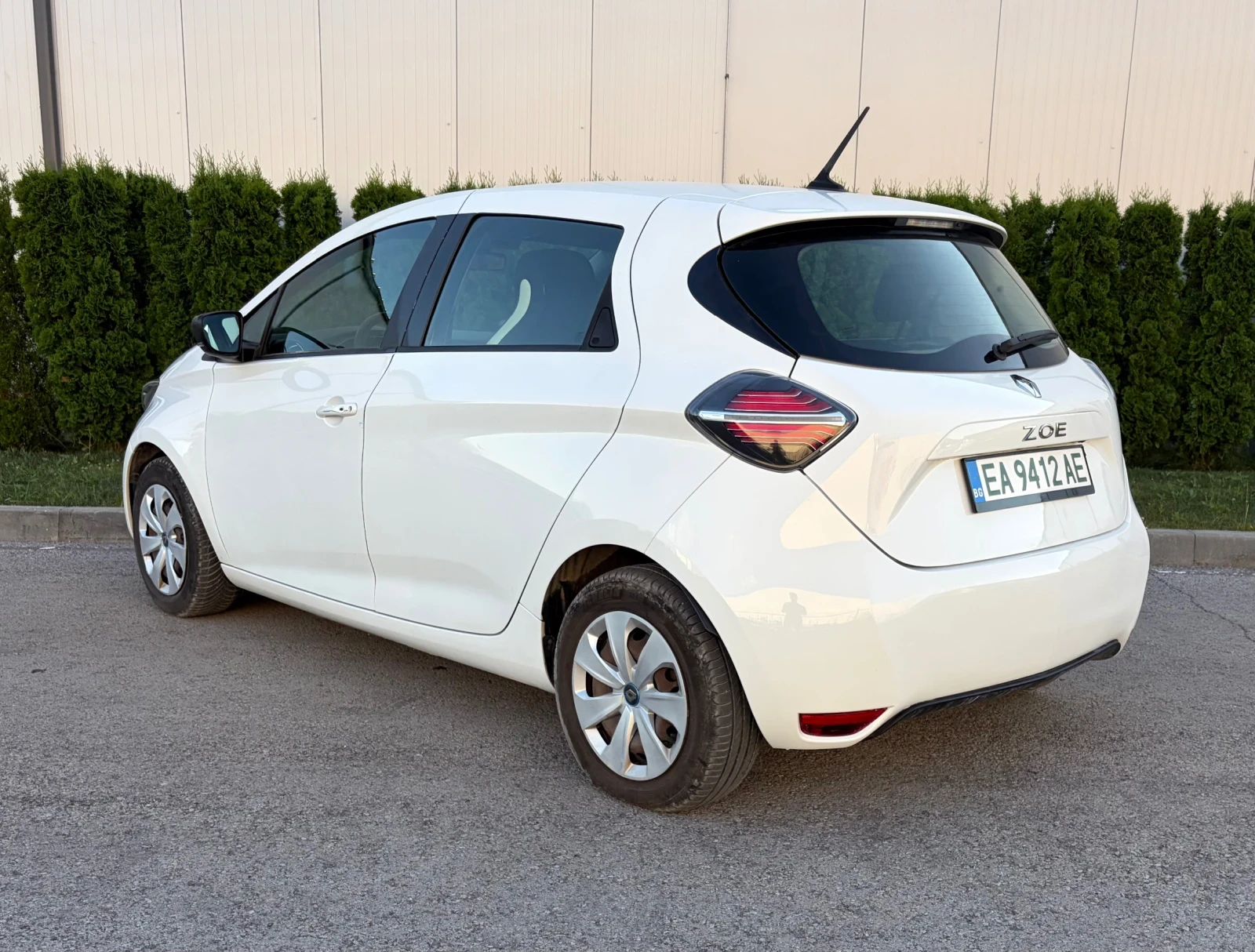 Renault Zoe Задна Камера / Термо Помпа, снимка 5 - Автомобили и джипове - 54974158