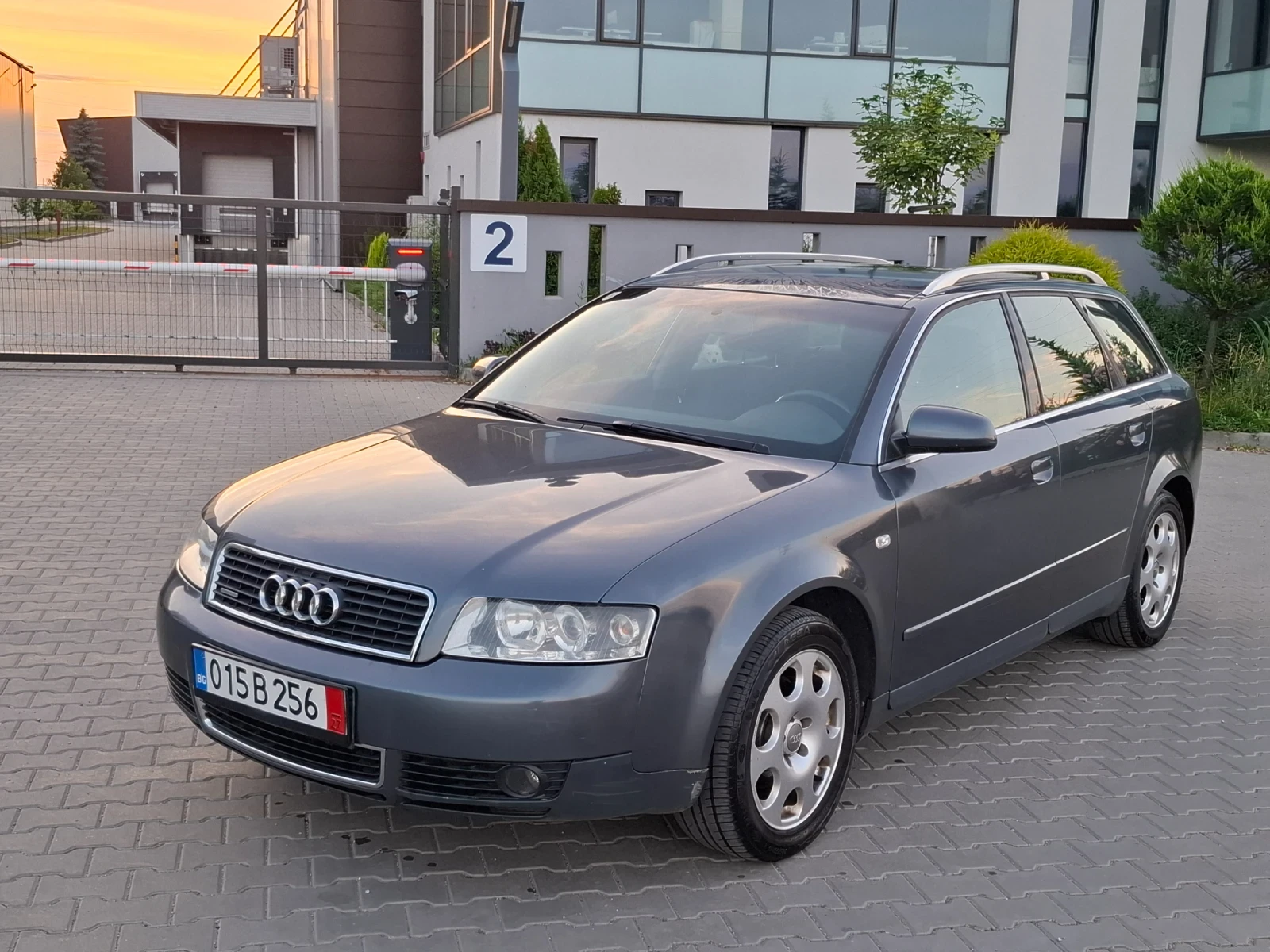 Audi A4 1.9TDI* (131��)* QUATTRO* 6-��������* HOB BHOC*  | Mobile.bg � ����������� 2