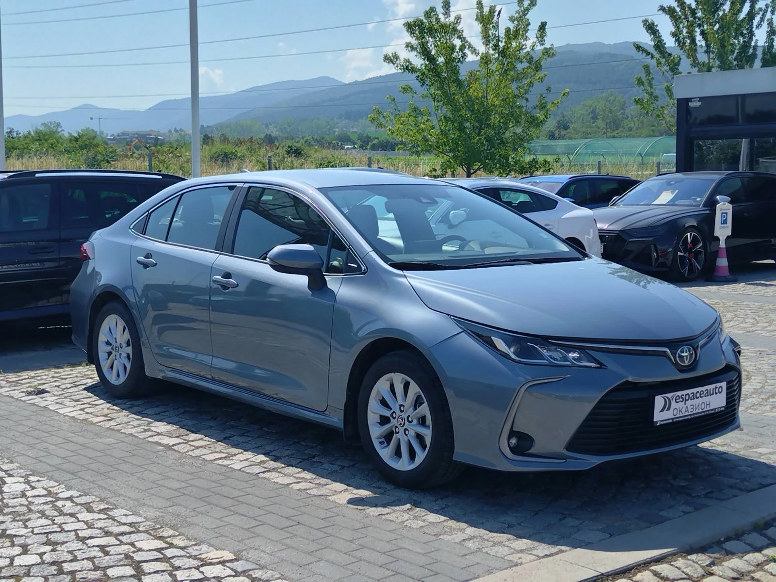 Toyota Corolla 1.8Hybrid/ 122�.�./ E-CVT | Mobile.bg � ����������� 3