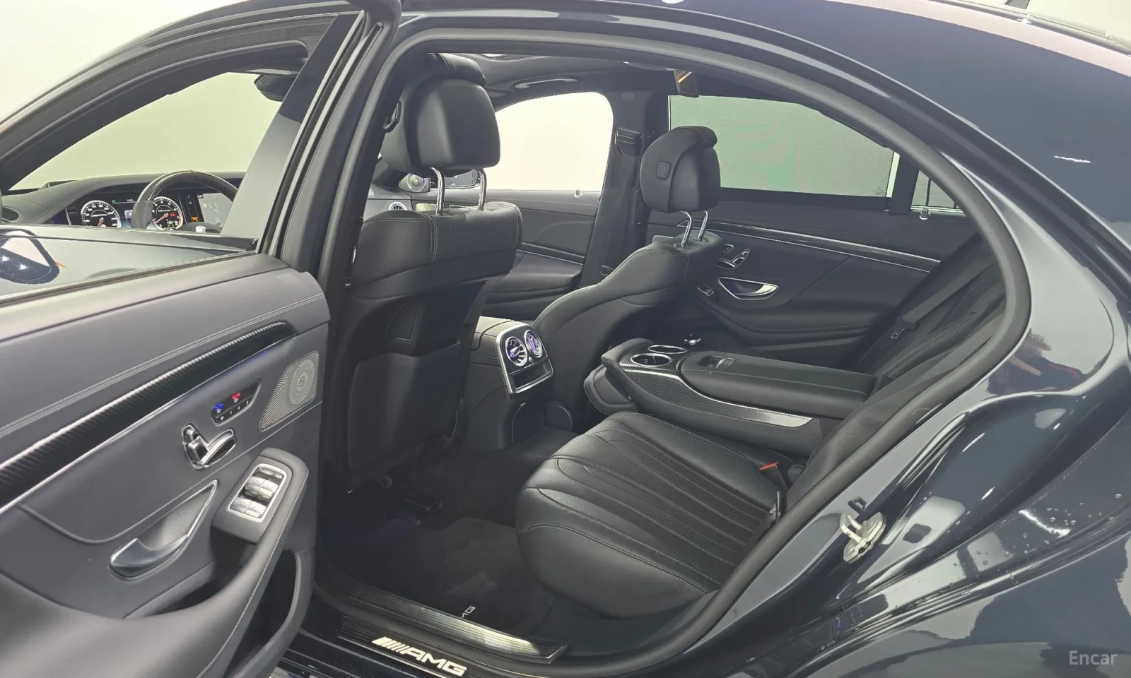 Mercedes-Benz S 63 AMG, снимка 12 - Автомобили и джипове - 55406594