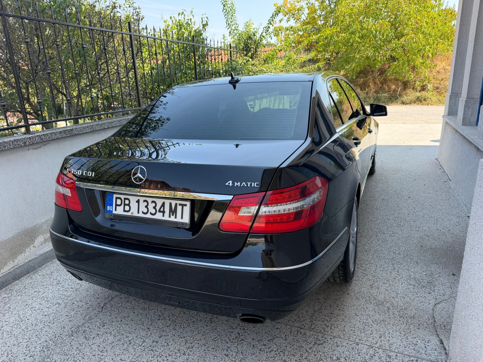 Mercedes-Benz E 350, снимка 3 - Автомобили и джипове - 55729715