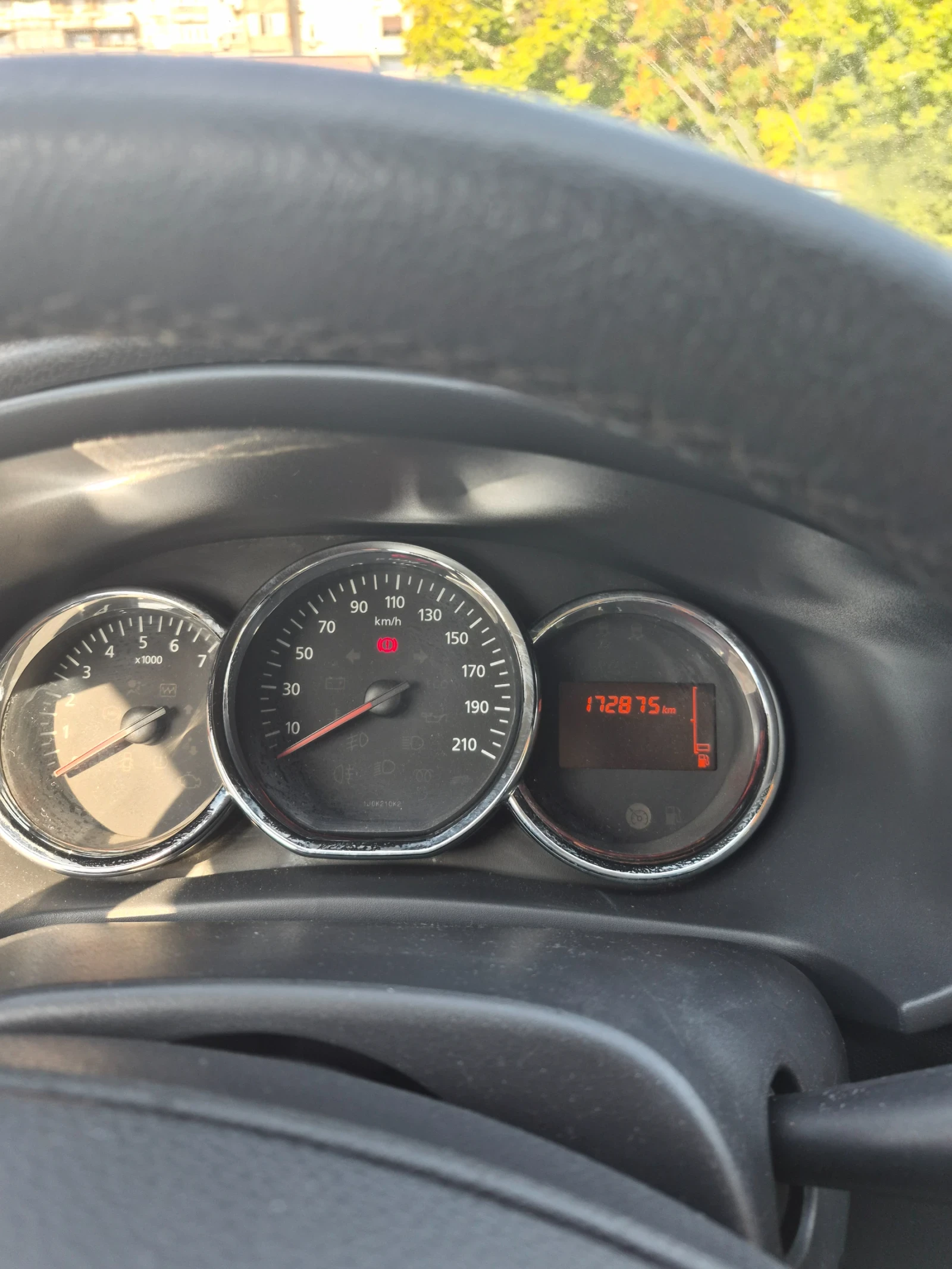 Dacia Sandero, снимка 9 - Автомобили и джипове - 55902030
