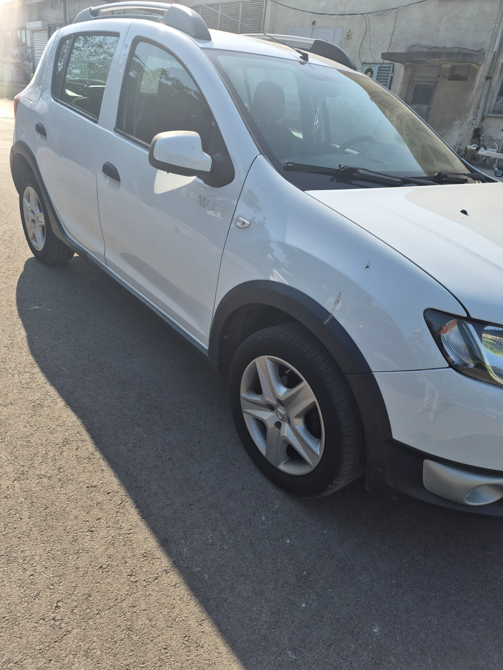 Dacia Sandero, снимка 10 - Автомобили и джипове - 55902030