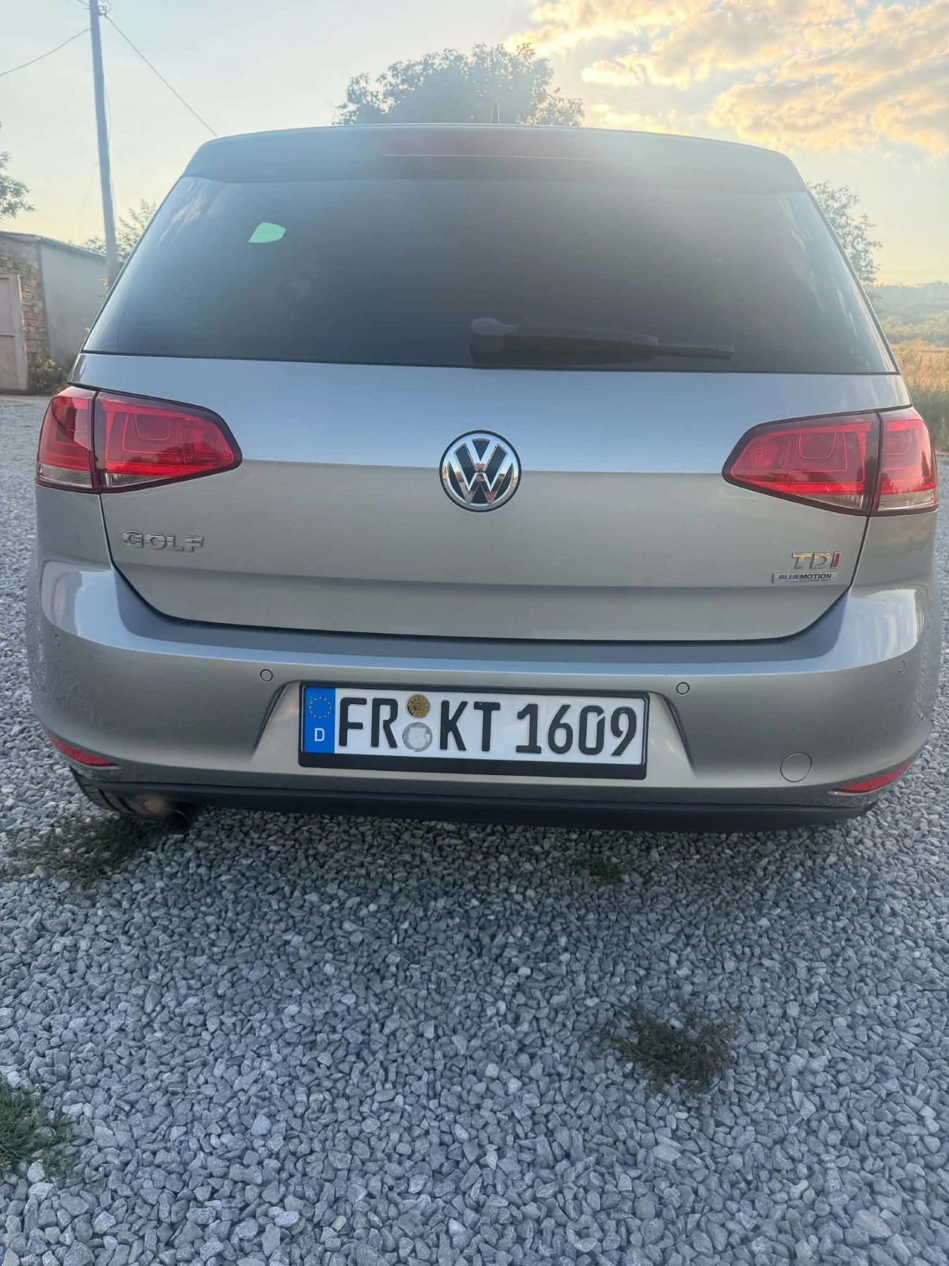 VW Golf, снимка 3 - Автомобили и джипове - 56121784