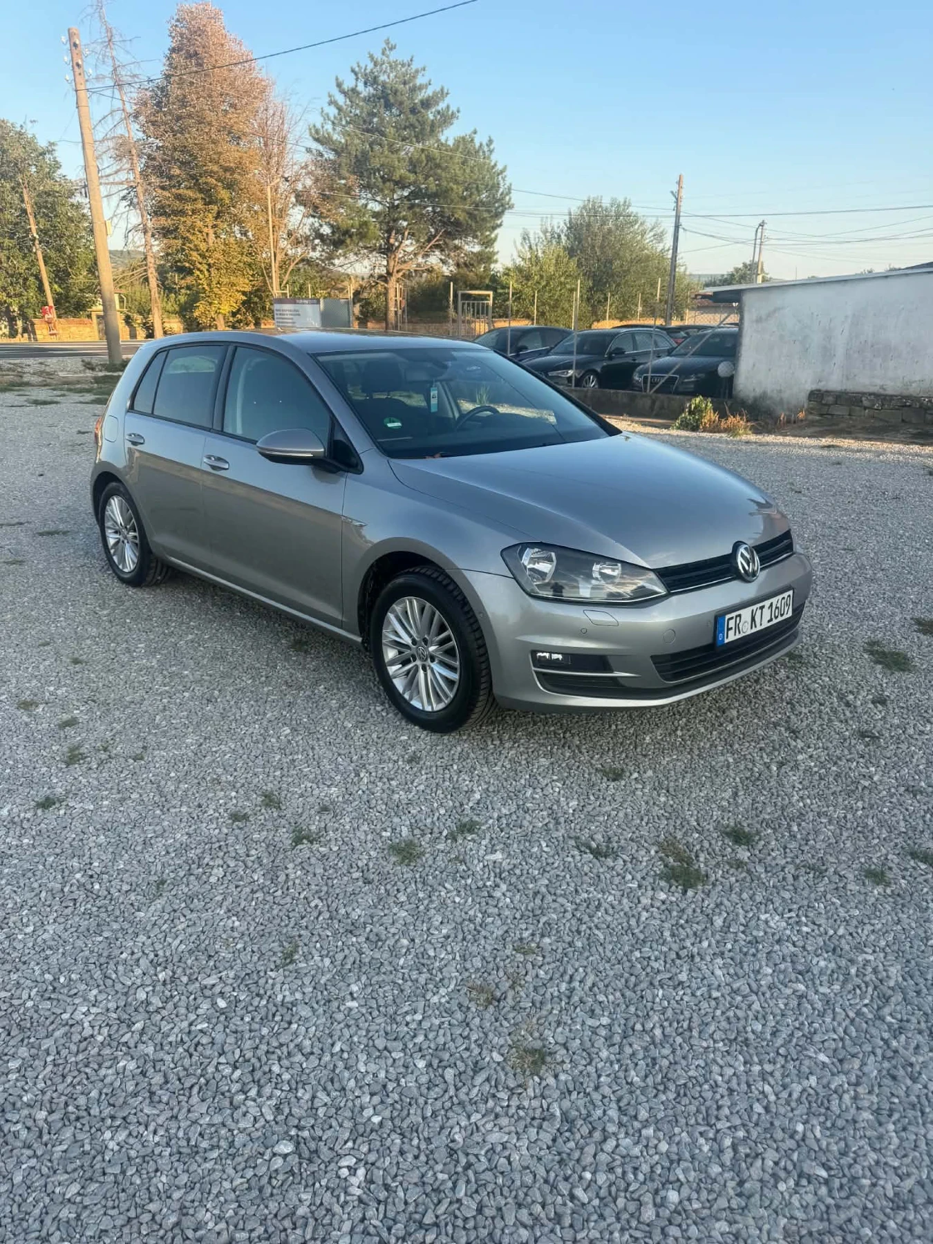 VW Golf, снимка 2 - Автомобили и джипове - 56121784