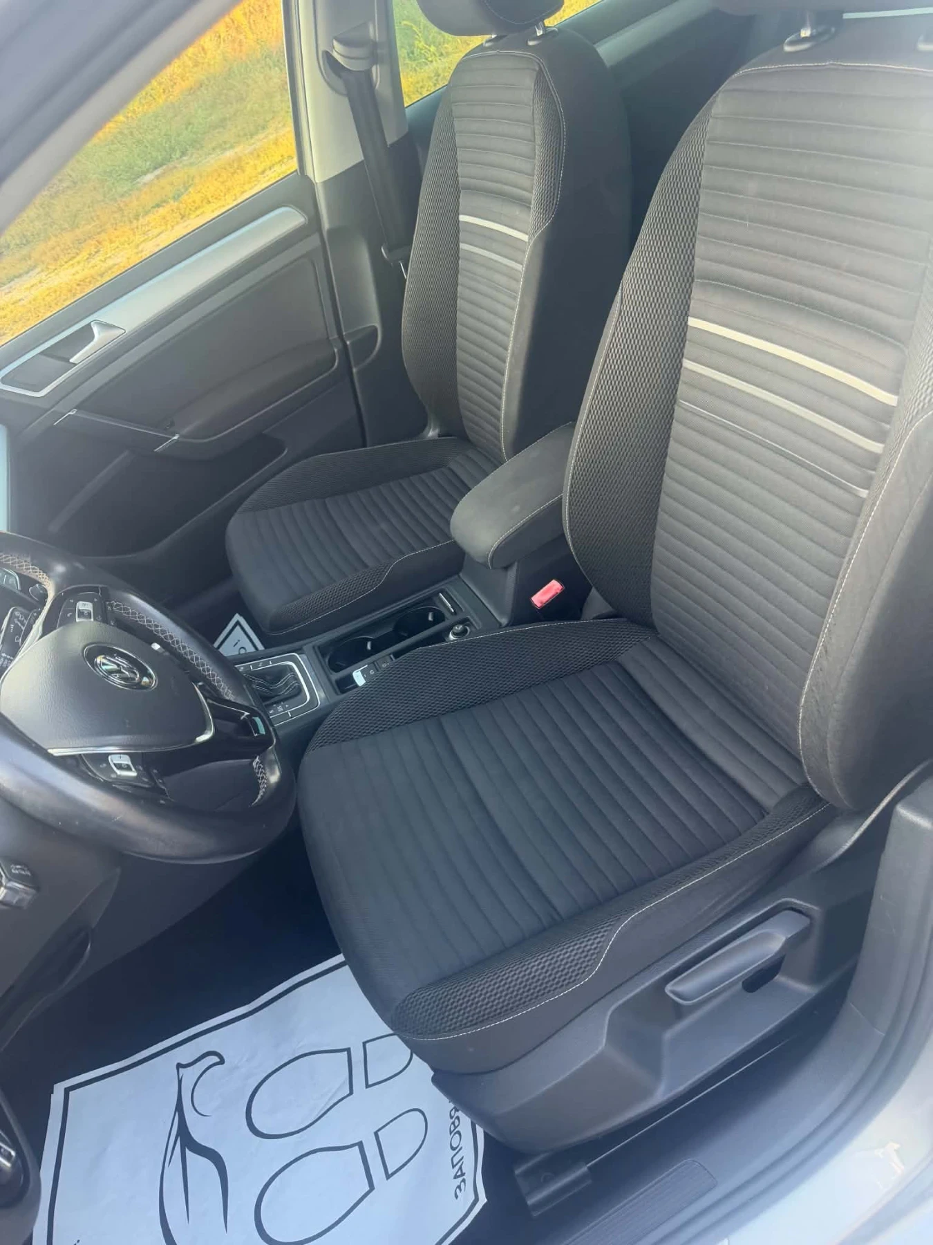 VW Golf, снимка 5 - Автомобили и джипове - 56121784