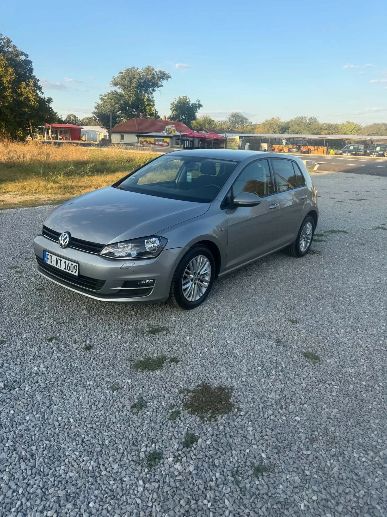 VW Golf, снимка 7 - Автомобили и джипове - 56121784