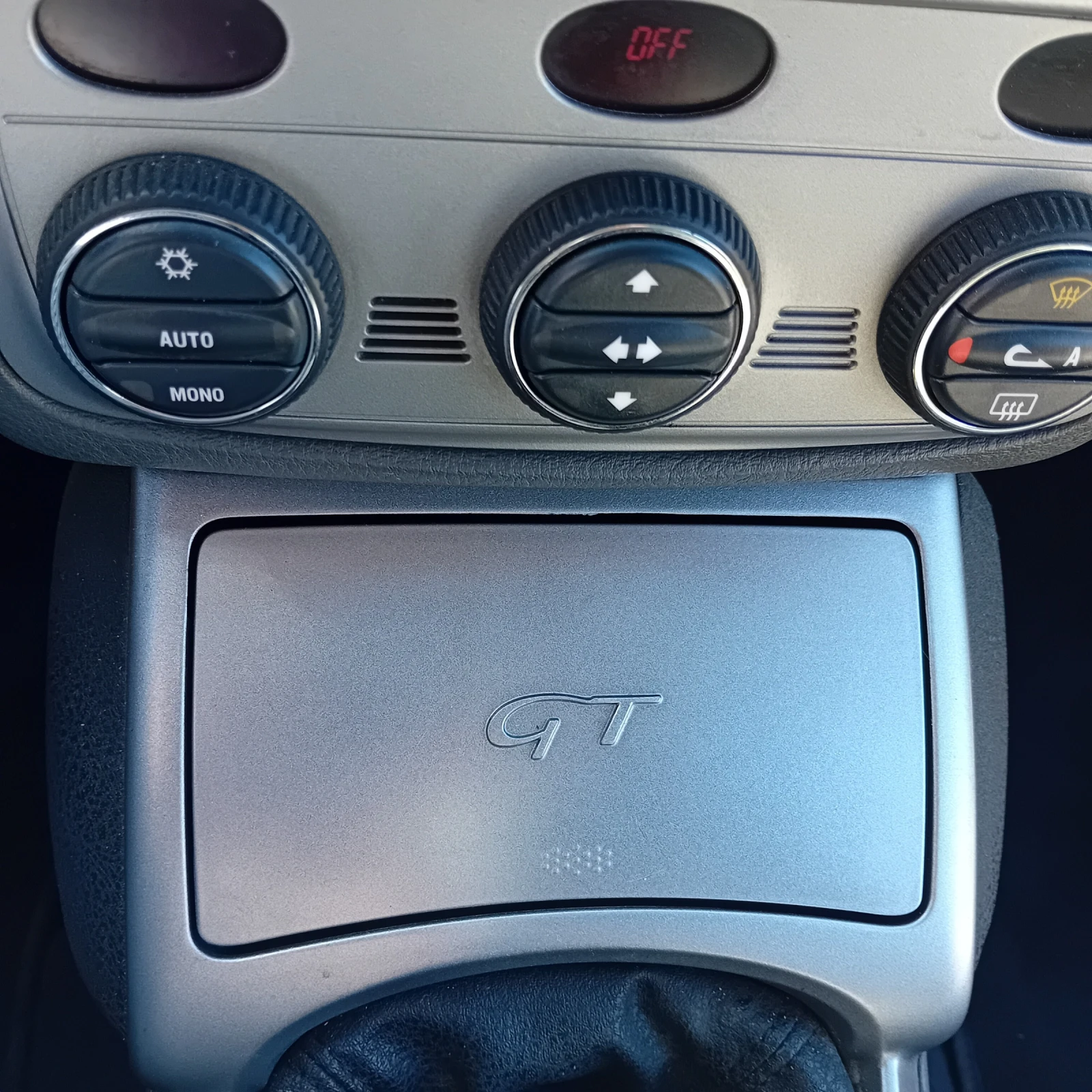 Alfa Romeo Gt, снимка 2 - Автомобили и джипове - 56448513