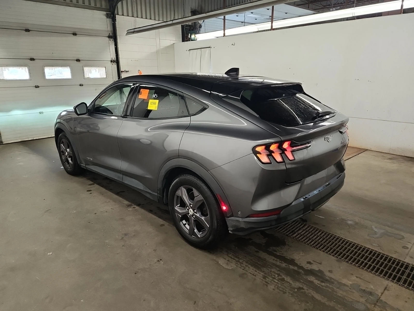 Ford Mustang Mach-E SELECT, снимка 4 - Автомобили и джипове - 56716117