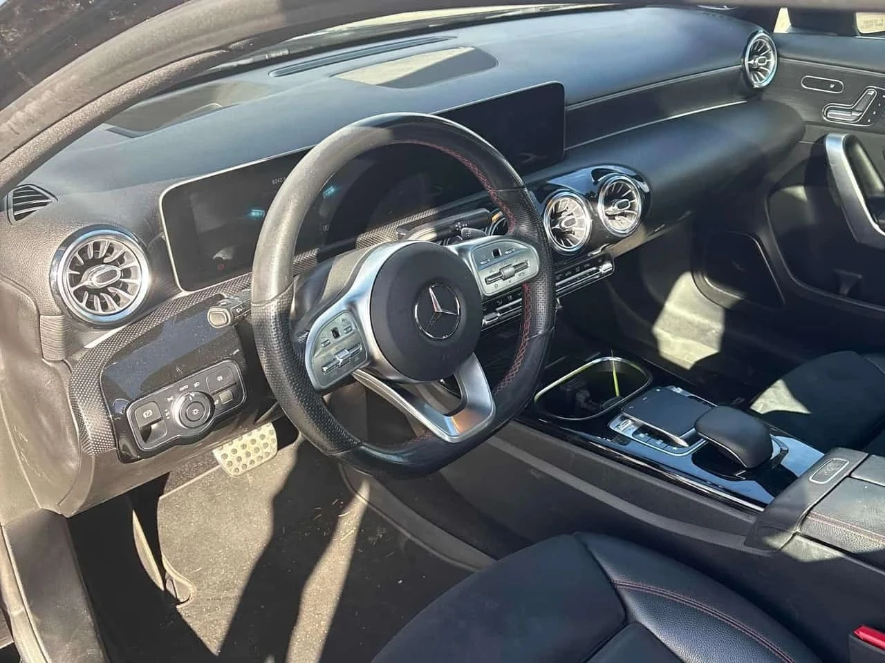 Mercedes-Benz A 220, снимка 7 - Автомобили и джипове - 56719601