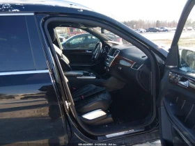 Mercedes-Benz GL 63 AMG 4MATIC* AMG Pack* HARMAN/KARDON* ФИКСИРАНА ЦЕНА* , снимка 9