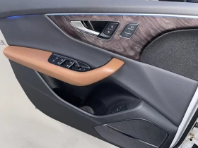 Audi Q8 Technik* AWD* Обдухване* Soft* Memory* Head UP* 36, снимка 11