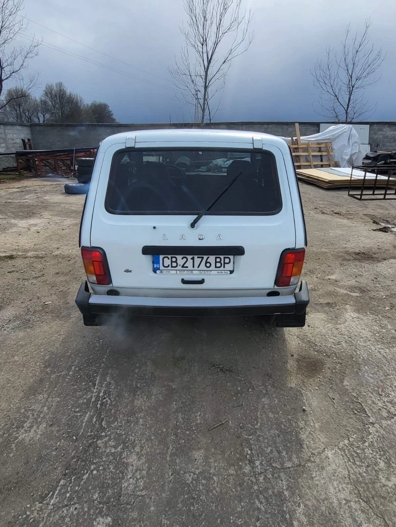 Lada Niva, снимка 15 - Автомобили и джипове - 49170112