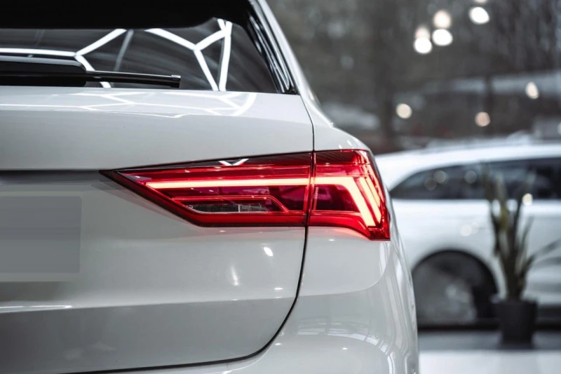 Audi Q3 45TFSI0e/245HP/S-LINE/SPORT-PACK/NAVI/LED/191vpr, снимка 9 - Автомобили и джипове - 49796511