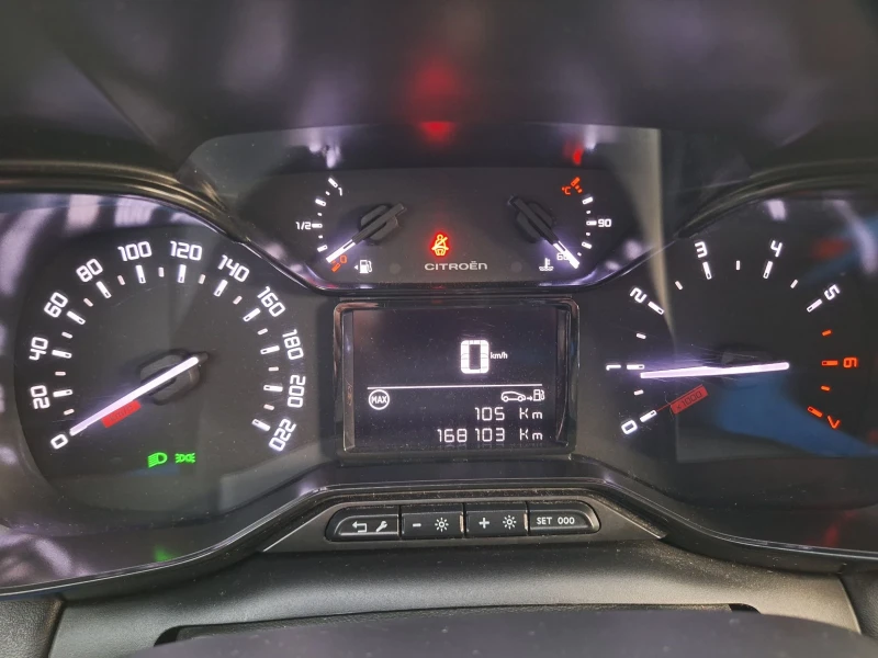 Citroen C3 Aircross Дизел 05.2022г.от Италия, снимка 15 - Автомобили и джипове - 52309892