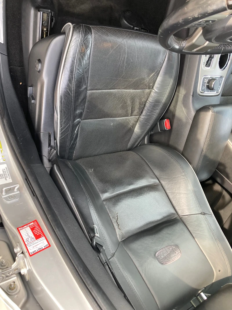 Jeep Grand cherokee 3.0 240 ks Overland, снимка 8 - Автомобили и джипове - 52622719