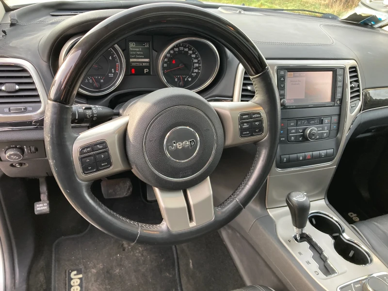 Jeep Grand cherokee 3.0 240 ks Overland, снимка 10 - Автомобили и джипове - 52622719