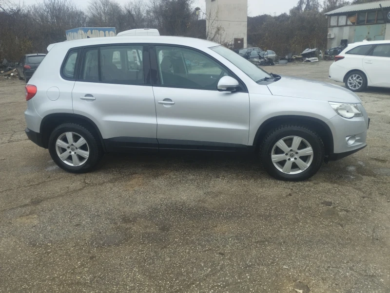 VW Tiguan 2000к 140к 4x4, снимка 7 - Автомобили и джипове - 52808990