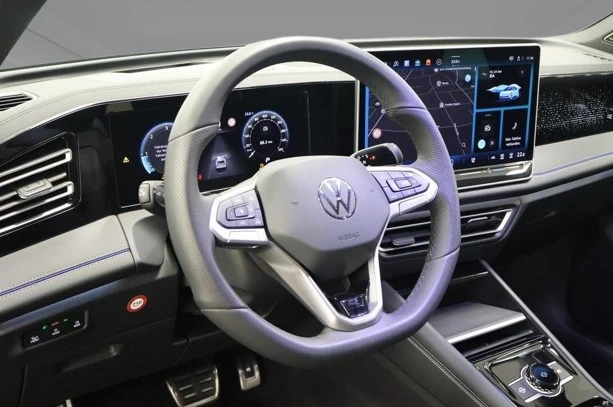 VW Tiguan 2.0 TDI 4Motion = R-Line = Гаранция - изображение 6