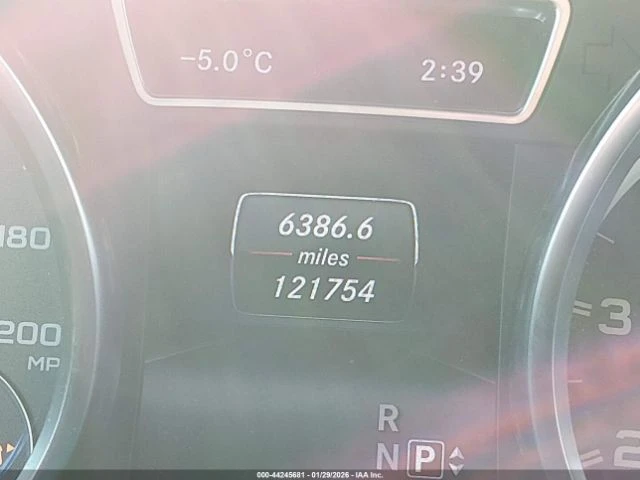 Mercedes-Benz GL 63 AMG 4MATIC* AMG Pack* HARMAN/KARDON* ФИКСИРАНА ЦЕНА* , снимка 15 - Автомобили и джипове - 53707192