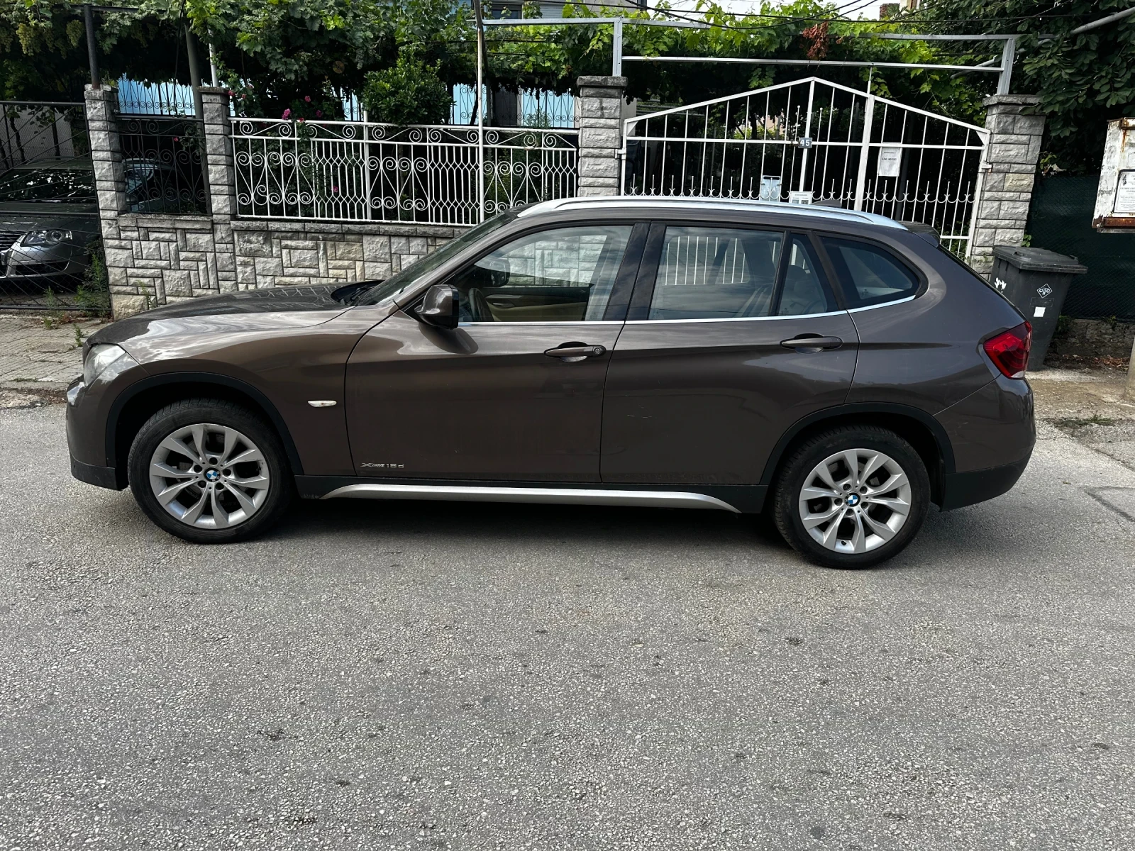 BMW X1 18d - изображение 5