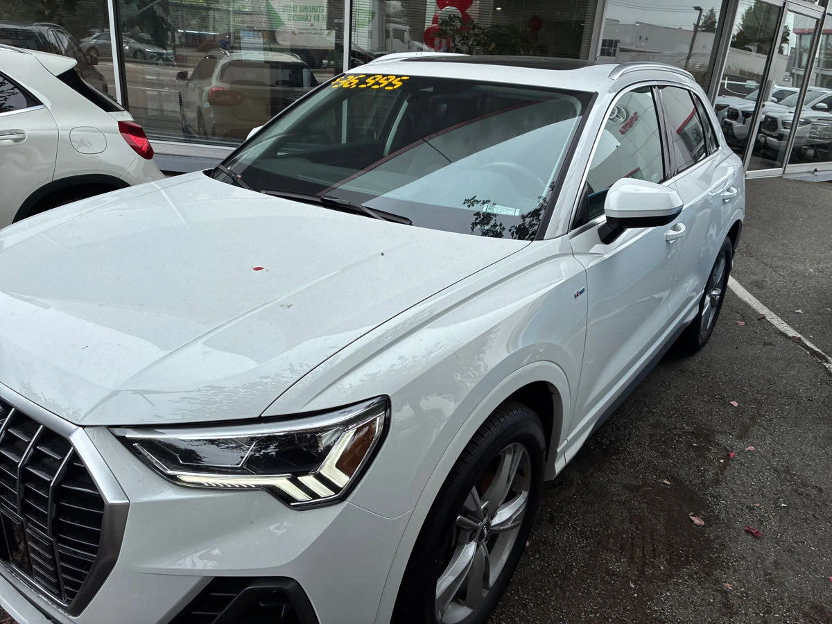 Audi Q3 TECHNIK * CARFAX * БЕЗ ПЪРВОНАЧАЛНА ВНОСКА - изображение 3