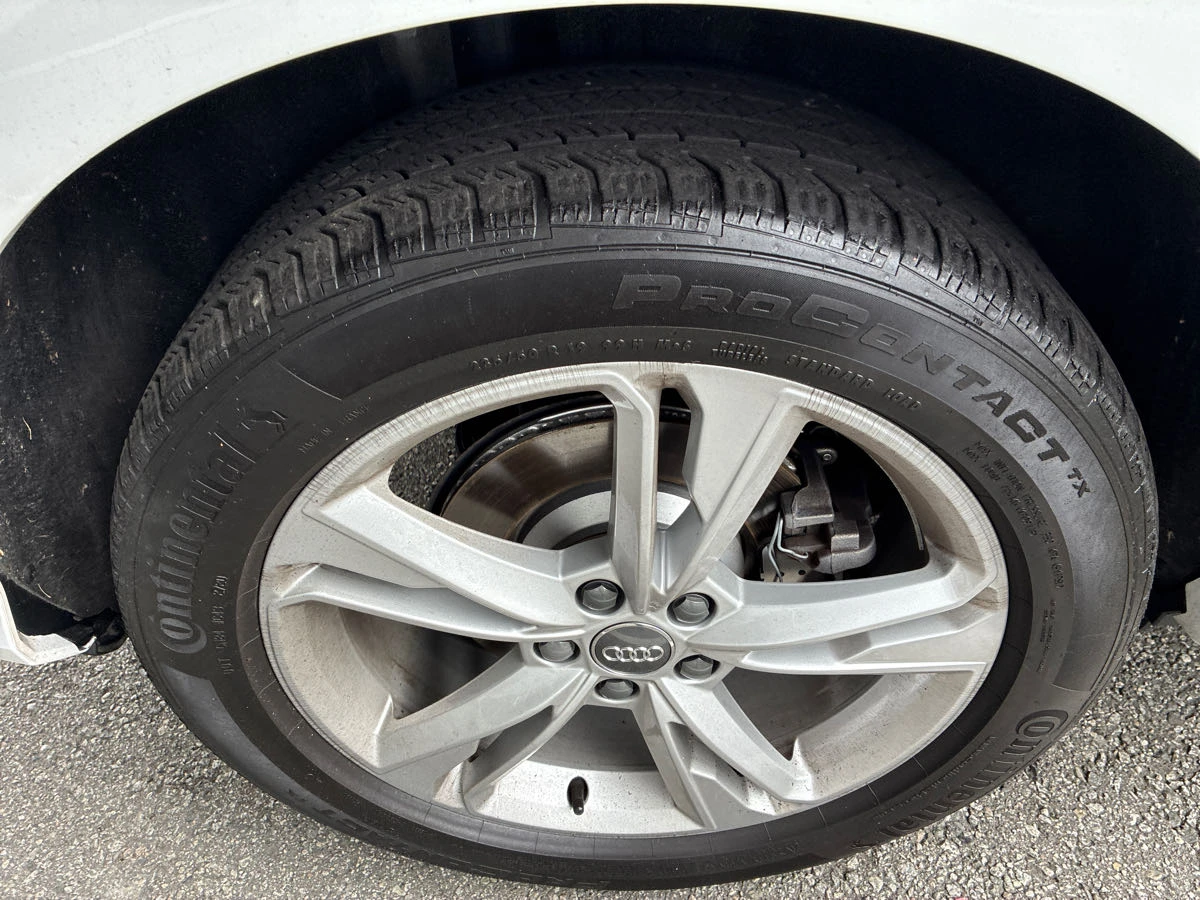 Audi Q3 TECHNIK * CARFAX * БЕЗ ПЪРВОНАЧАЛНА ВНОСКА - изображение 9