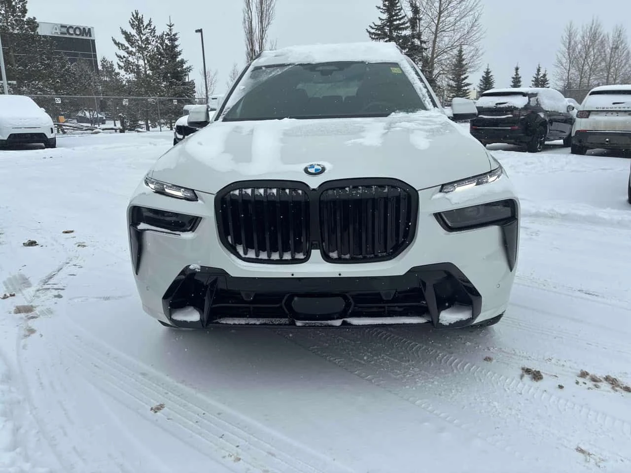 BMW X7 xDrive40i/HARMAN KARDON/360/ДИСТРОНИК/ПАНОРАМА, снимка 2 - Автомобили и джипове - 54006231