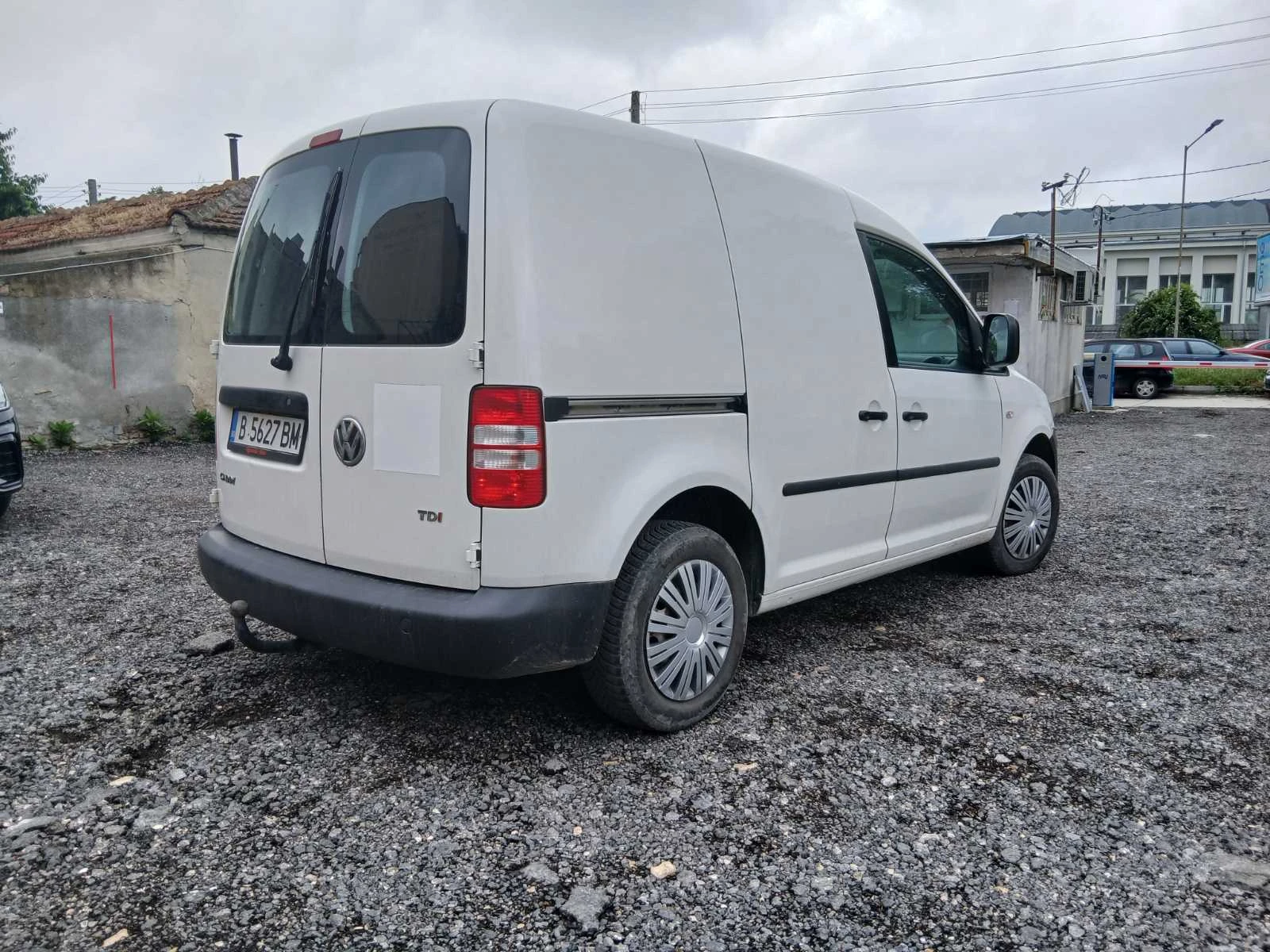 VW Caddy 1.6 -  102hp, снимка 5 - Бусове и автобуси - 54746535