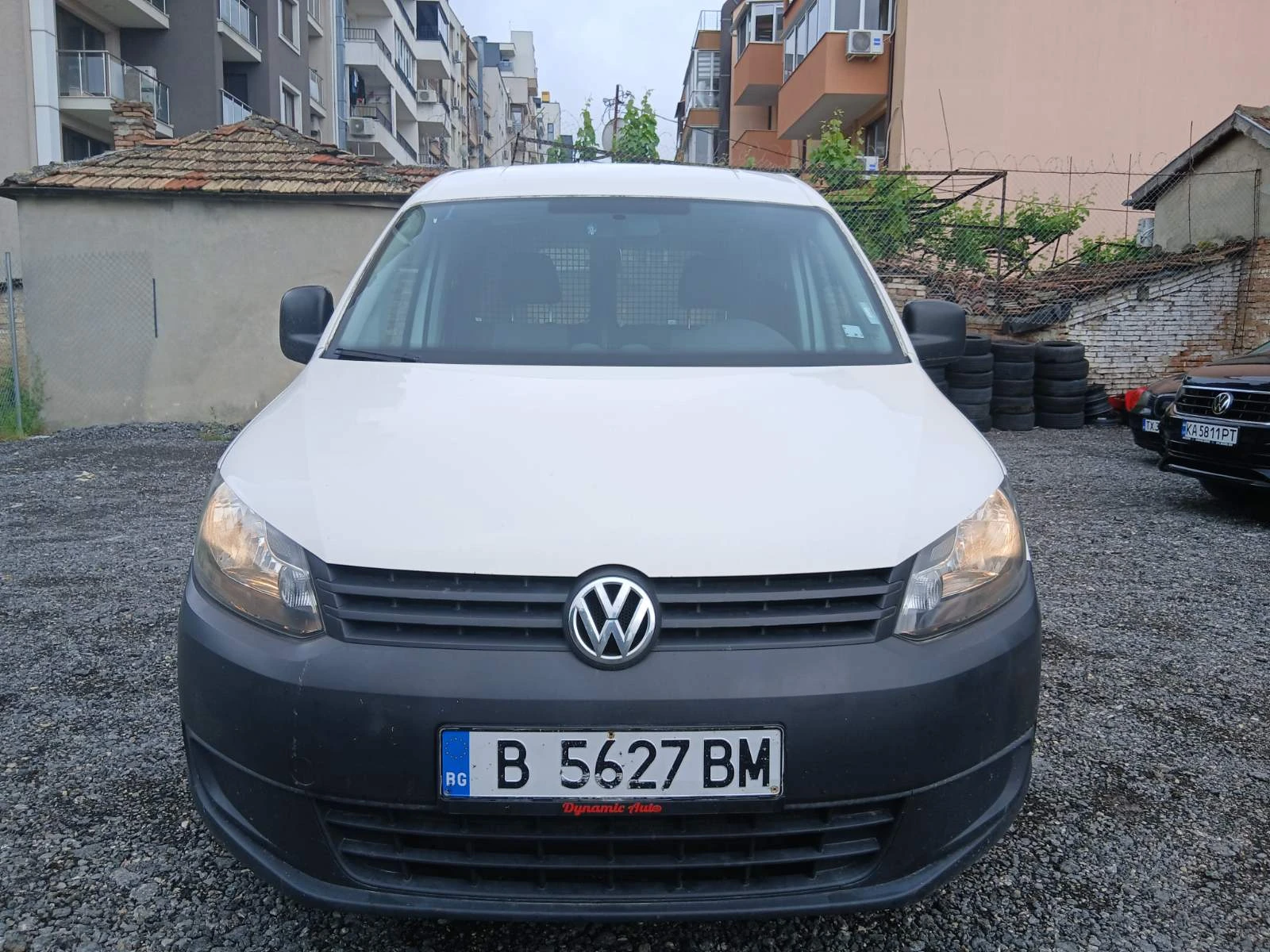 VW Caddy 1.6 -  102hp, снимка 2 - Бусове и автобуси - 54746535