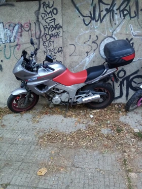 ����� �� �������� �� Yamaha Tdm 850 - 3VD