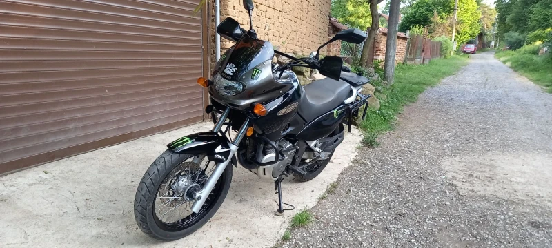 Suzuki XF Freewind, снимка 3 - Мотоциклети и мототехника - 52310939